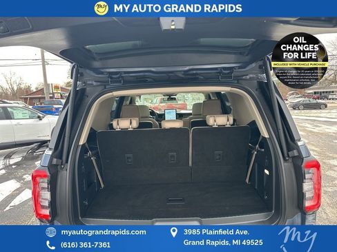 Used 2022 Ford Expedition Limited image 57