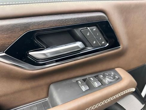 New 2026 GMC Yukon Denali Ultimate image 5