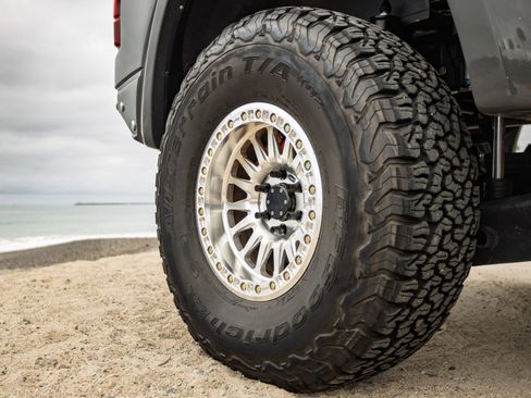 Used 2018 Ford F150 Raptor w/ Equipment Group 802A Luxury image 33