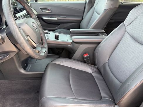 Used 2024 Toyota Sienna XSE image 13