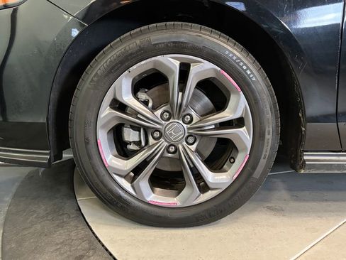 Used 2023 Honda Accord EX image 23