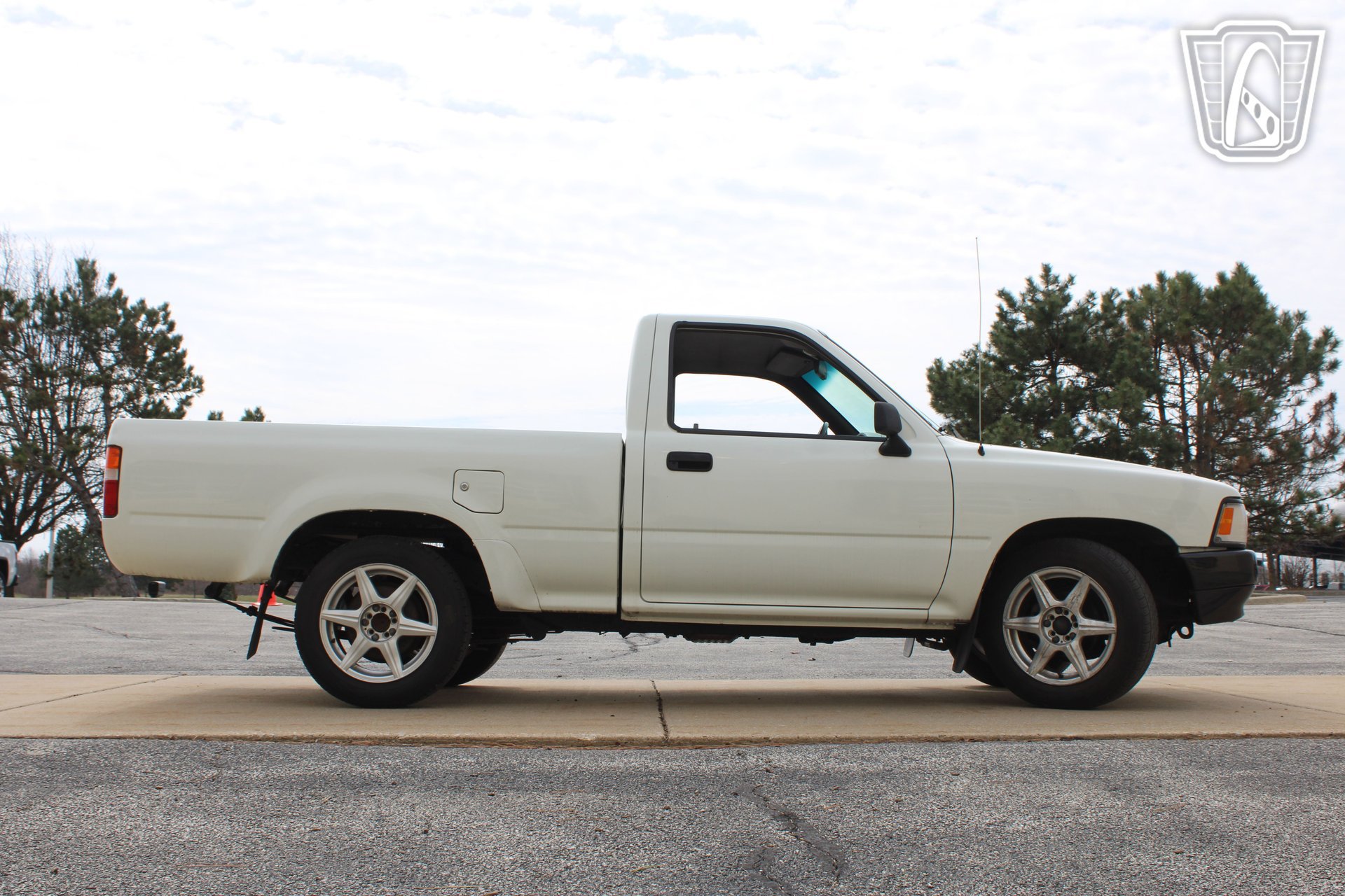 Used 1993 Toyota Pickup 2WD Regular Cab image 18