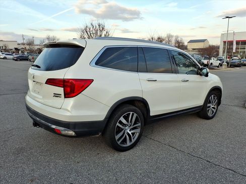 Used 2016 Honda Pilot Touring image 4