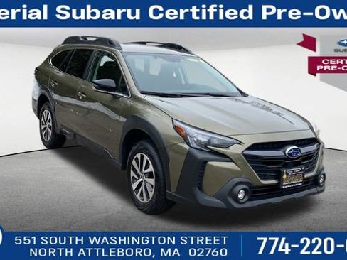 Certified 2025 Subaru Outback Premium AWD/4WD image 1