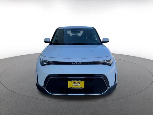 Used 2025 Kia Soul LX w/ LX Technology Package FWD image 4