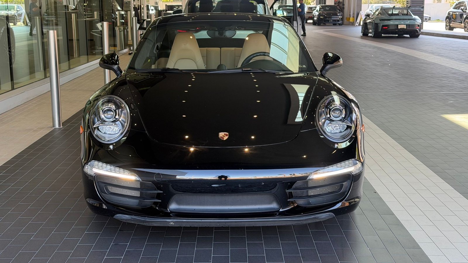 Certified 2014 Porsche 911 Carrera 4S AWD/4WD image 6