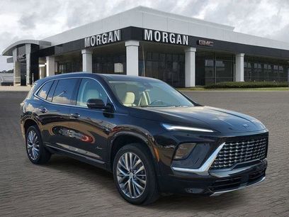 New 2025 Buick Enclave Avenir w/ Trailering Package, 5000 lbs.