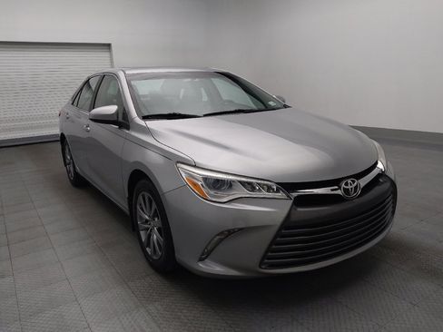 Used 2015 Toyota Camry XLE image 13
