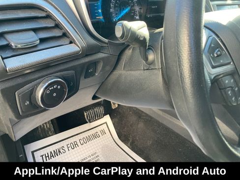 Used 2019 Ford Fusion SE image 17