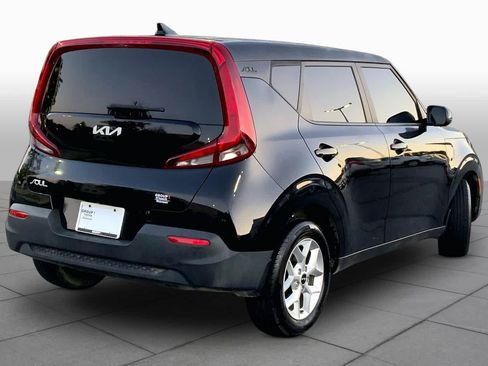 Used 2022 Kia Soul LX w/ Technology Package FWD image 13