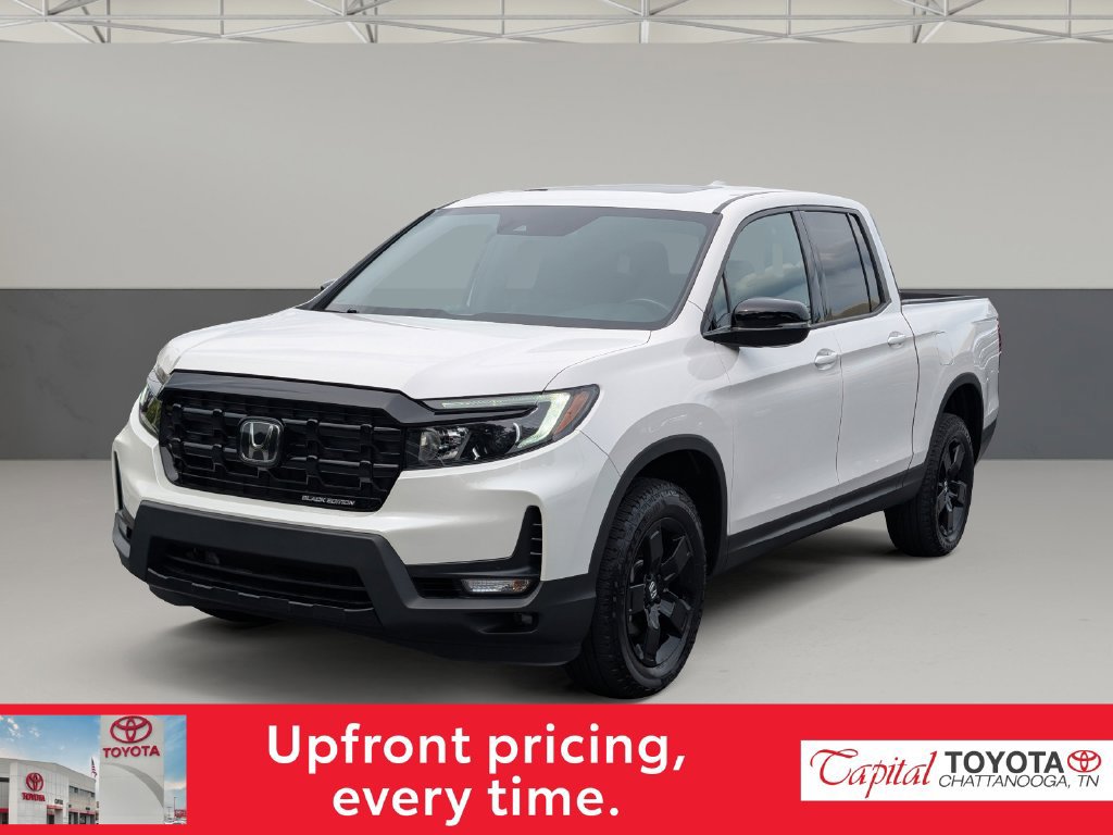Used 2025 Honda Ridgeline Black Edition image 4