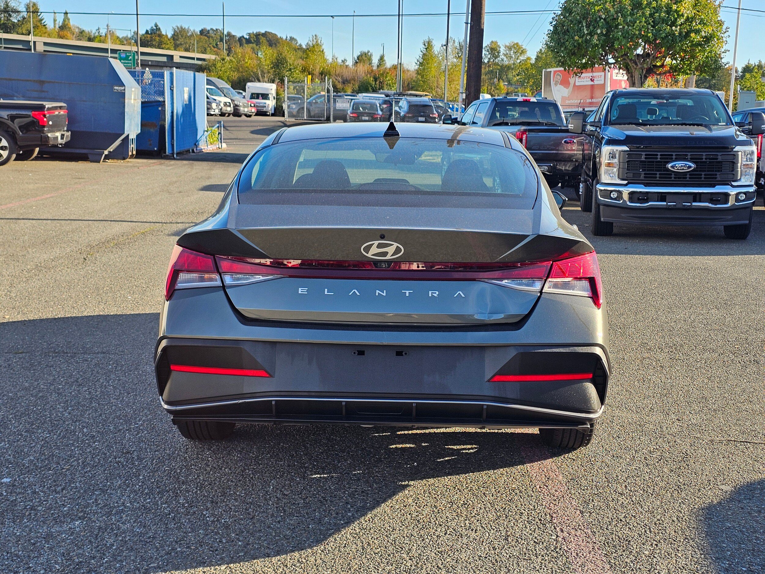 Used 2024 Hyundai Elantra SEL FWD image 6