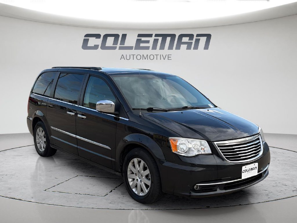 Used 2012 Chrysler Town & Country Touring-L w/ Entertainment Group #2 FWD image 11