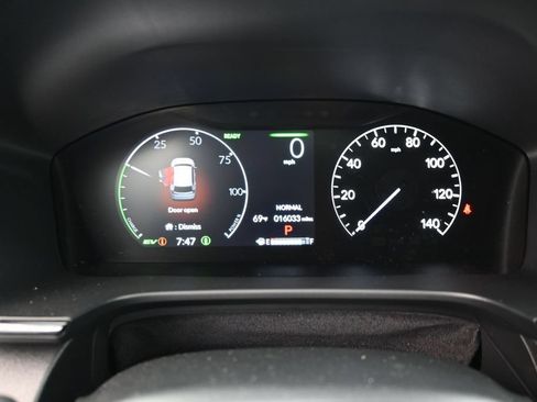Used 2025 Honda CR-V Sport-L image 11