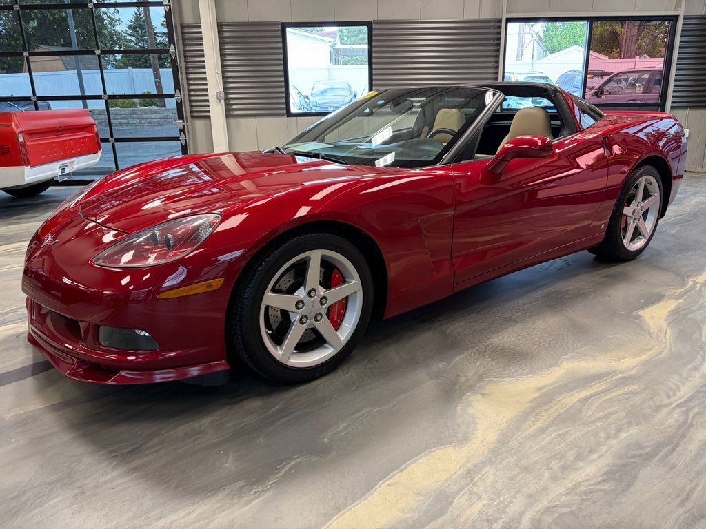 Used 2005 Chevrolet Corvette Coupe w/ Preferred Equipment Group RWD image 31