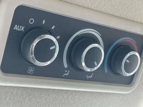 Used 2016 Chevrolet Express 2500 LT w/ LT Preferred Equipment Group RWD image 33