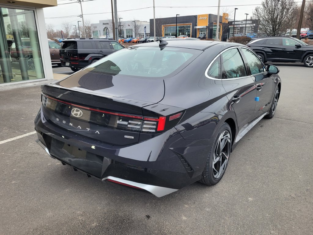 Certified 2026 Hyundai Sonata SEL AWD/4WD image 3
