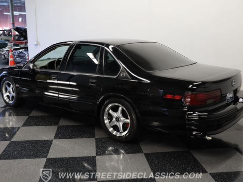 Used 1994 Chevrolet Impala SS RWD image 7