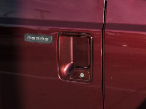 Used 2012 Ford F250 King Ranch w/ King Ranch w/Chrome Pkg image 37