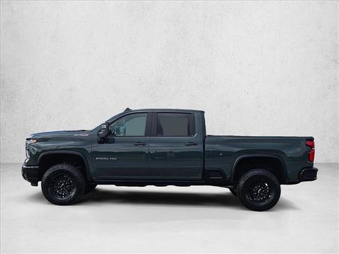 New 2026 Chevrolet Silverado 2500 ZR2 AWD/4WD image 5