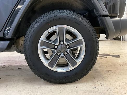 Certified 2023 Jeep Wrangler Sahara image 16