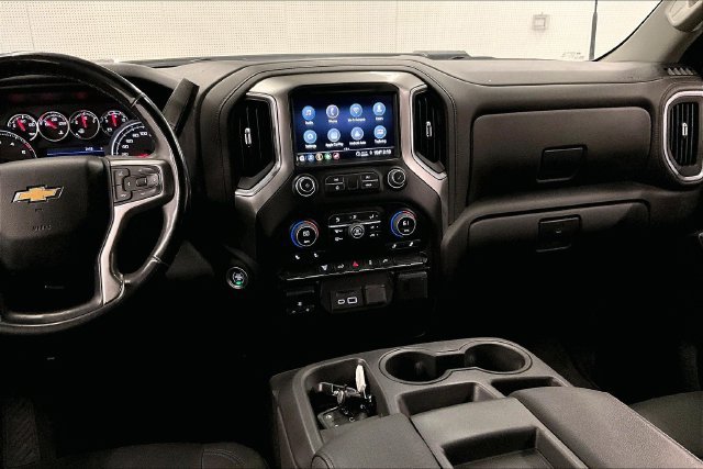 Used 2023 Chevrolet Silverado 3500 LT w/ Convenience Package AWD/4WD image 7