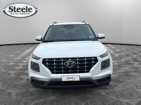 Used 2021 Hyundai Venue SEL w/ Cargo Package image 8