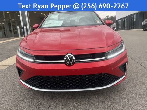 New 2026 Volkswagen Jetta SE image 2