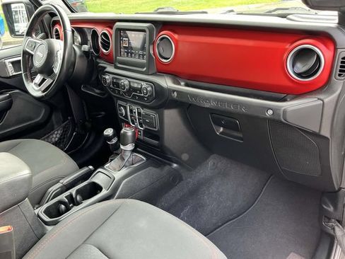 Used 2020 Jeep Wrangler Unlimited Rubicon AWD/4WD image 24