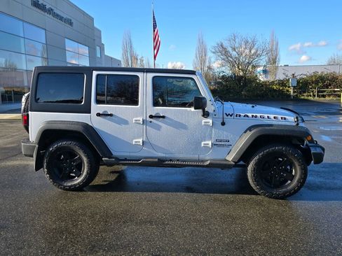 Used 2016 Jeep Wrangler Unlimited Sport w/ Quick Order Package 23S image 8