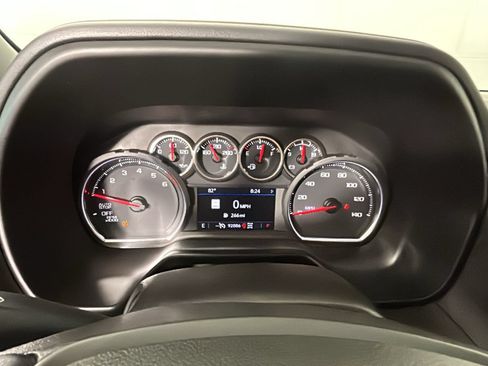 Used 2021 Chevrolet Suburban RST w/ Luxury Package AWD/4WD image 21