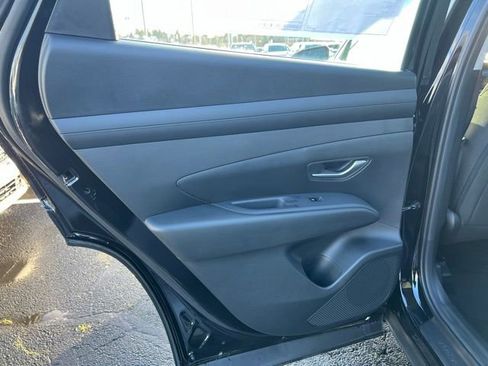 New 2026 Hyundai Tucson SE image 12