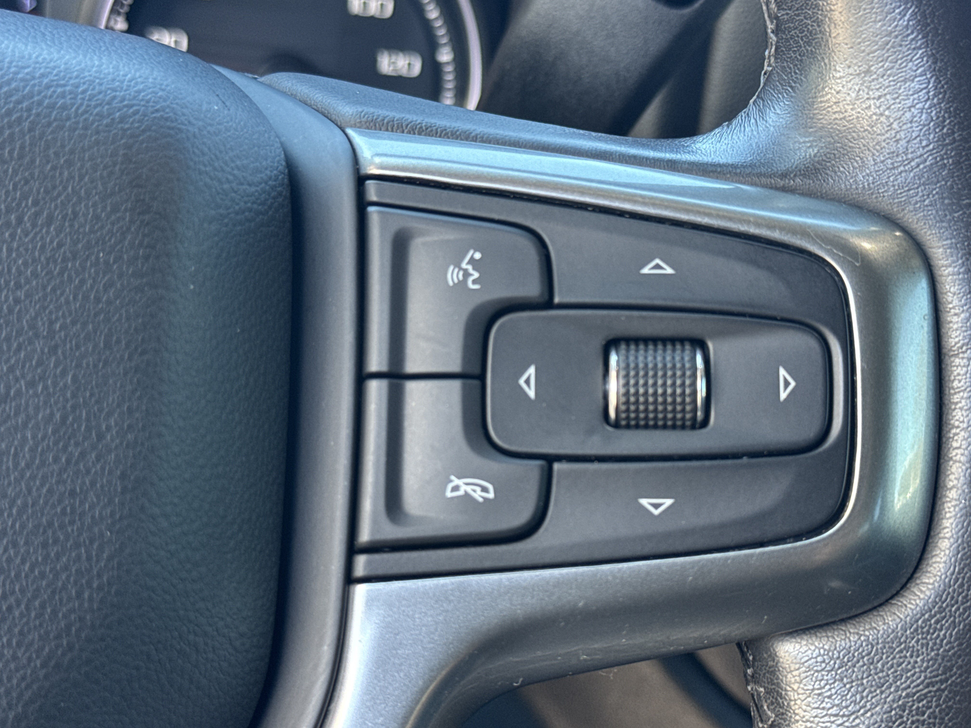 Used 2020 Chevrolet Silverado 1500 RST w/ All-Star Edition RWD image 21