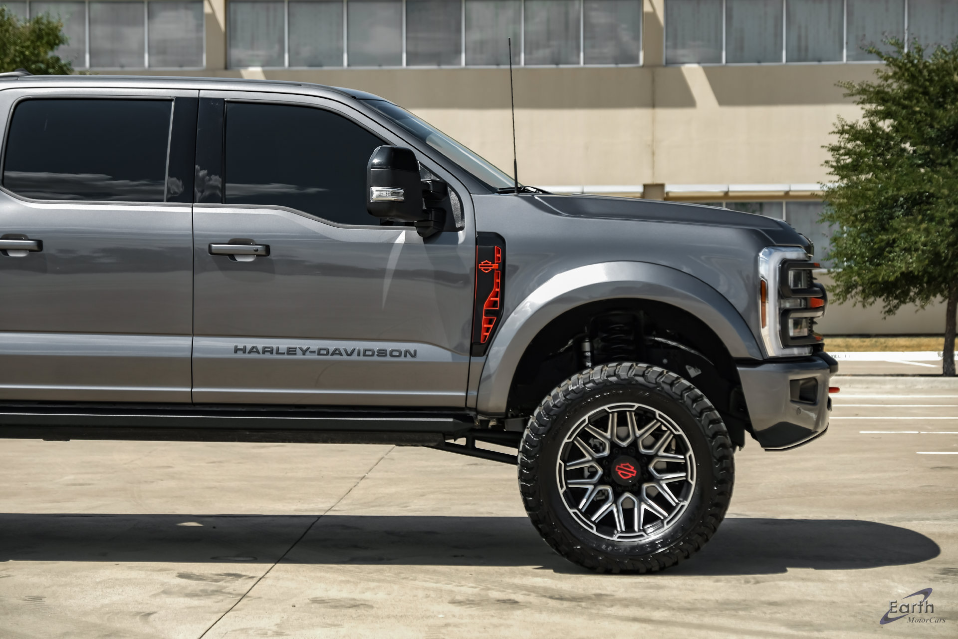 Used 2024 Ford F250 Lariat w/ Lariat Ultimate Package AWD/4WD image 23