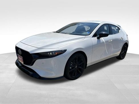 New 2026 MAZDA MAZDA3 Hatchback w/Premium Plus Pkg AWD/4WD image 2