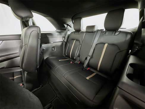 New 2026 MAZDA CX-90 3.3 Turbo w/ Premium Plus Pkg image 28