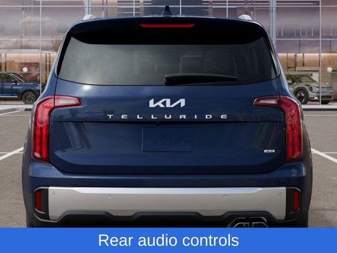 New 2025 Kia Telluride S image 14