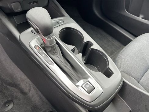 Used 2025 Chevrolet Trax LS image 18