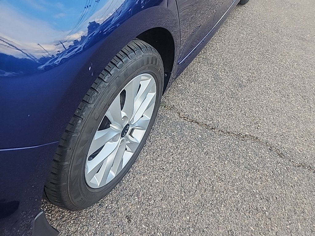 Used 2018 Kia Optima S w/ Panoramic Sunroof Package FWD image 14
