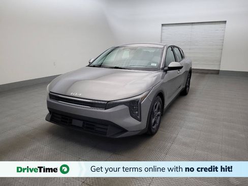 Used 2025 Kia K4 FWD image 1