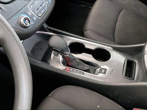 Used 2023 Chevrolet Malibu LT FWD image 13