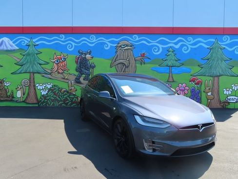 Used 2020 Tesla Model X Long Range AWD/4WD image 35