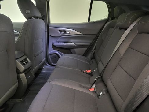 New 2026 Chevrolet Equinox EV LT image 39