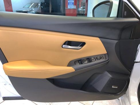 Used 2024 Nissan Sentra SV w/ SV Premium Package image 14