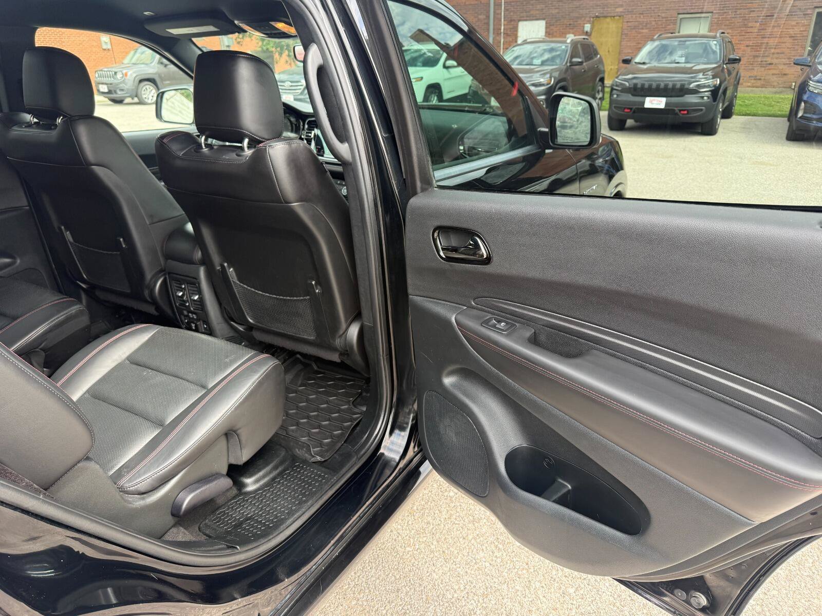 Used 2022 Dodge Durango R/T w/ Trailer Tow Group IV AWD/4WD image 18