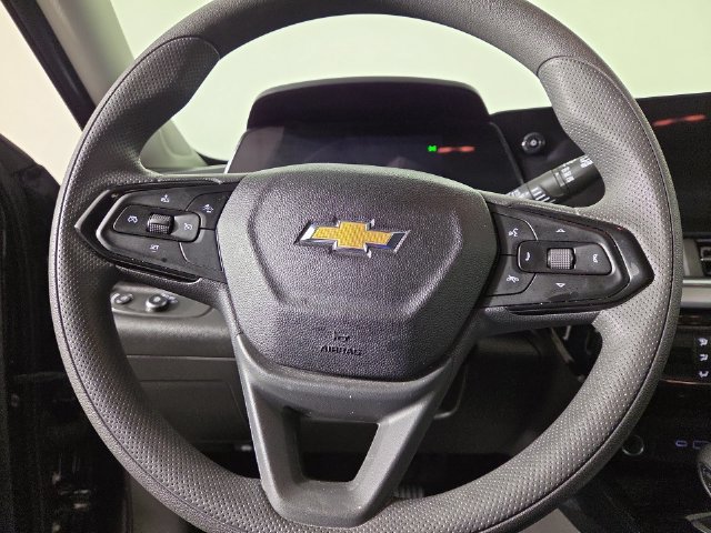 Used 2025 Chevrolet Trax LT FWD image 22