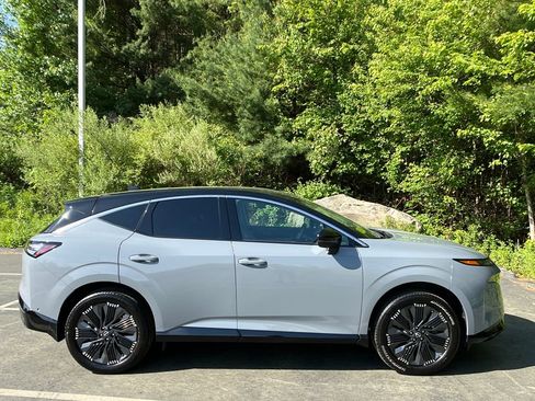 Used 2025 Nissan Murano Platinum w/ Cargo Package AWD/4WD image 6