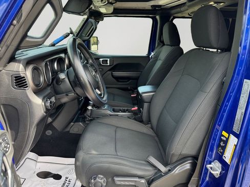 Used 2020 Jeep Wrangler Unlimited Sport image 24