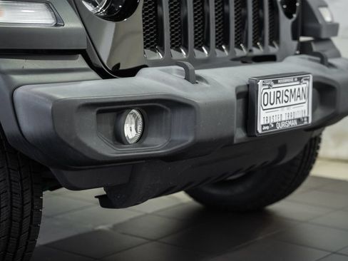 Used 2023 Jeep Wrangler Unlimited Sport AWD/4WD image 12
