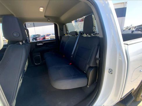 Used 2025 Chevrolet Silverado 2500 LT w/ Convenience Package image 19